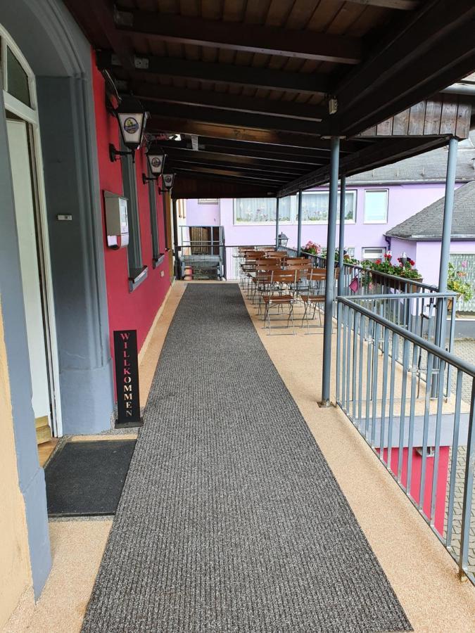 Gaestehaus Weisses Lamm - Monteurzimmer Nordhalben Luaran gambar