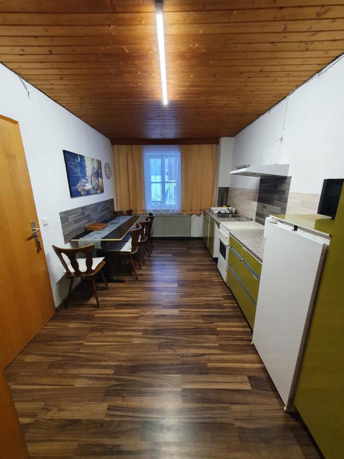 Gaestehaus Weisses Lamm - Monteurzimmer Nordhalben Luaran gambar
