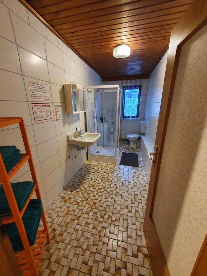 Gaestehaus Weisses Lamm - Monteurzimmer Nordhalben Luaran gambar