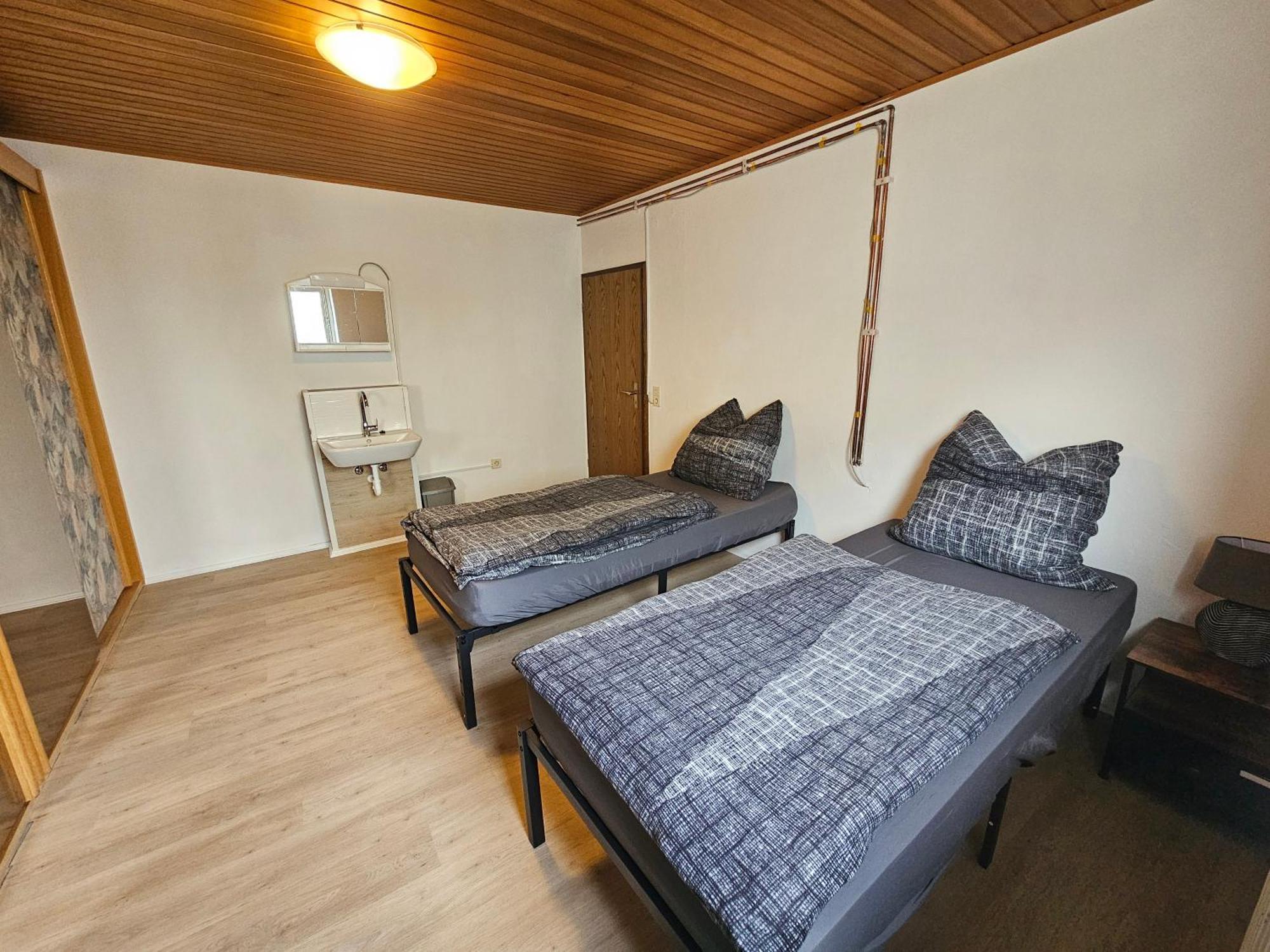 Gaestehaus Weisses Lamm - Monteurzimmer Nordhalben Luaran gambar