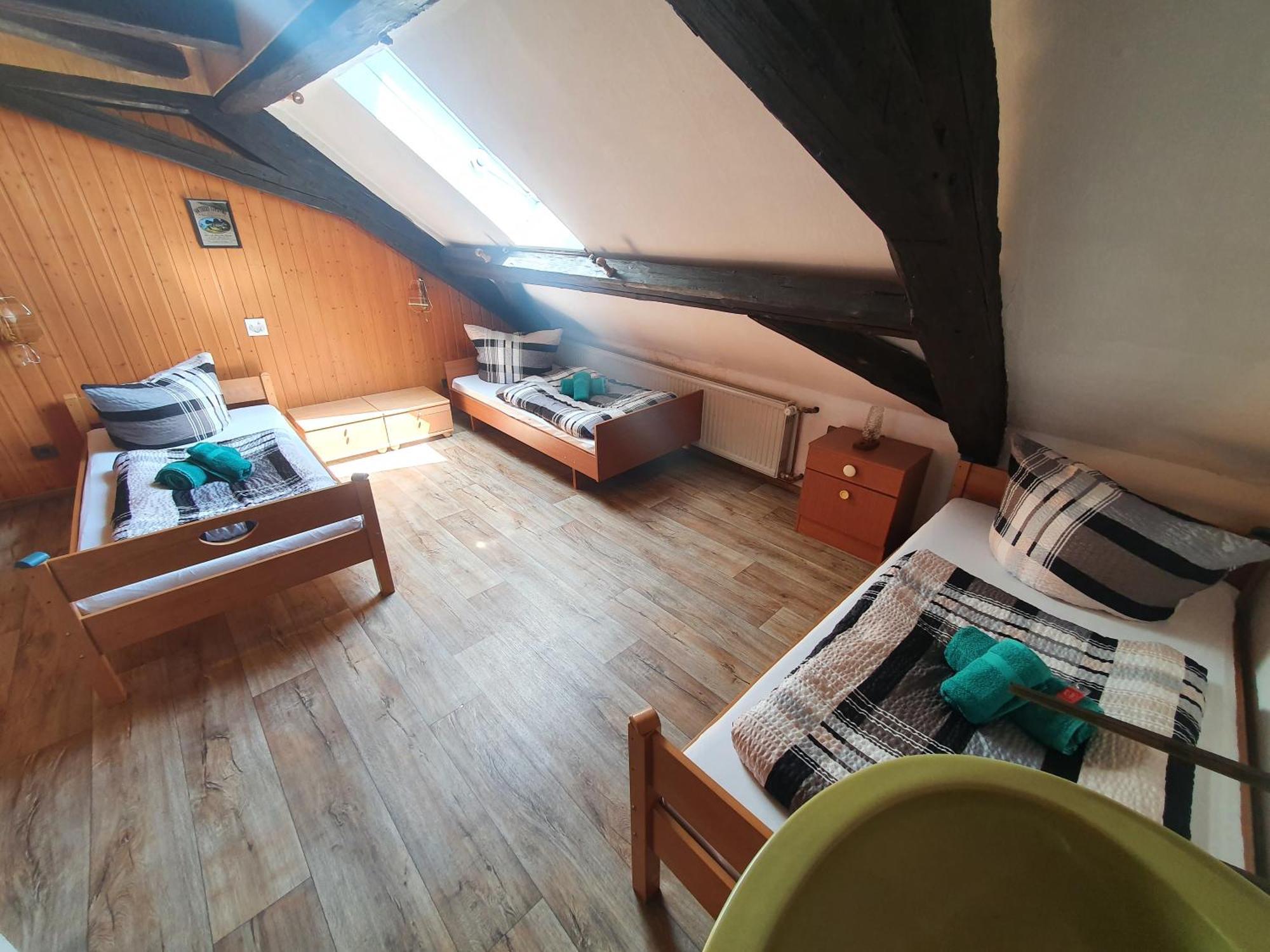 Gaestehaus Weisses Lamm - Monteurzimmer Nordhalben Luaran gambar